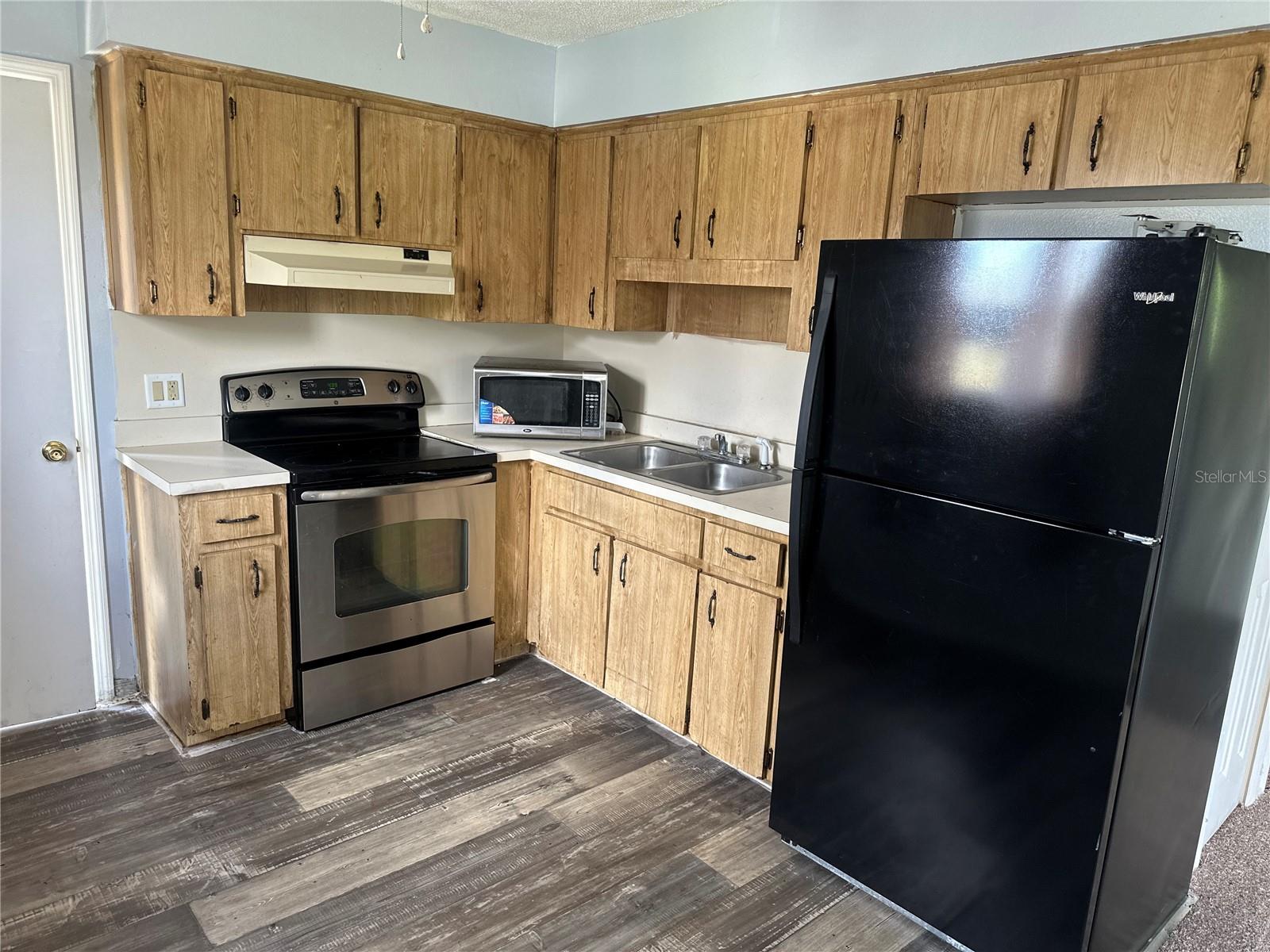 Image 3 of 10 For 3715 Avenue J Nw
