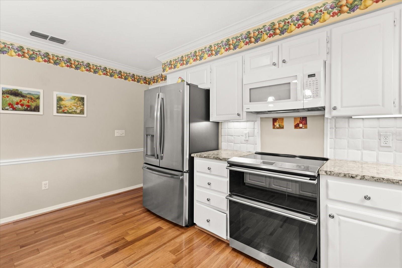 Image 14 of 44 For 448 Plumhollow Lane