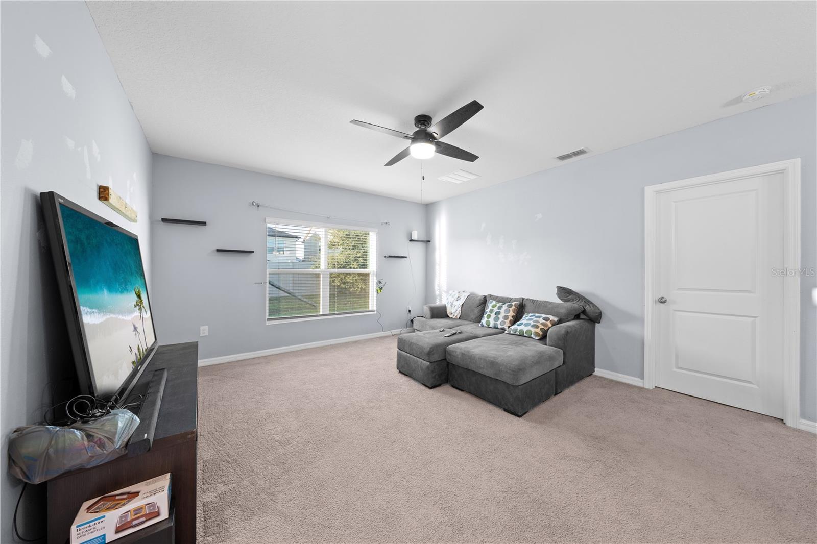 Image 22 of 47 For 608 Meadow Bend Drive