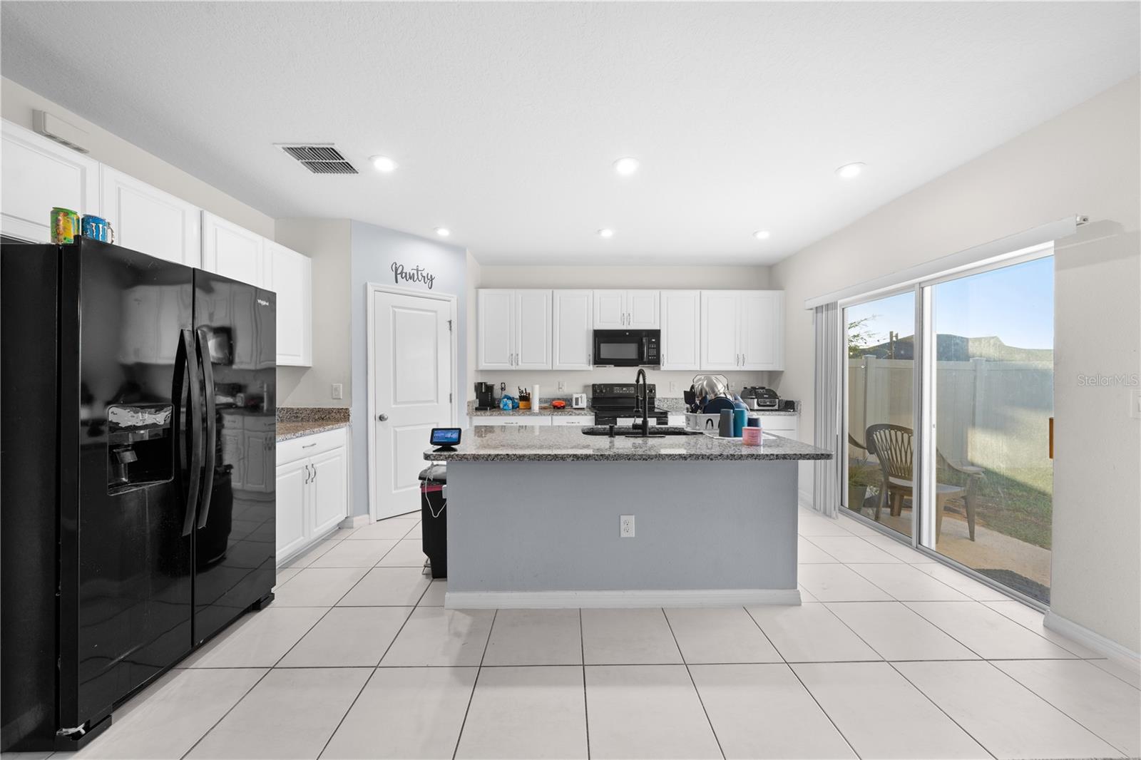 Image 27 of 47 For 608 Meadow Bend Drive