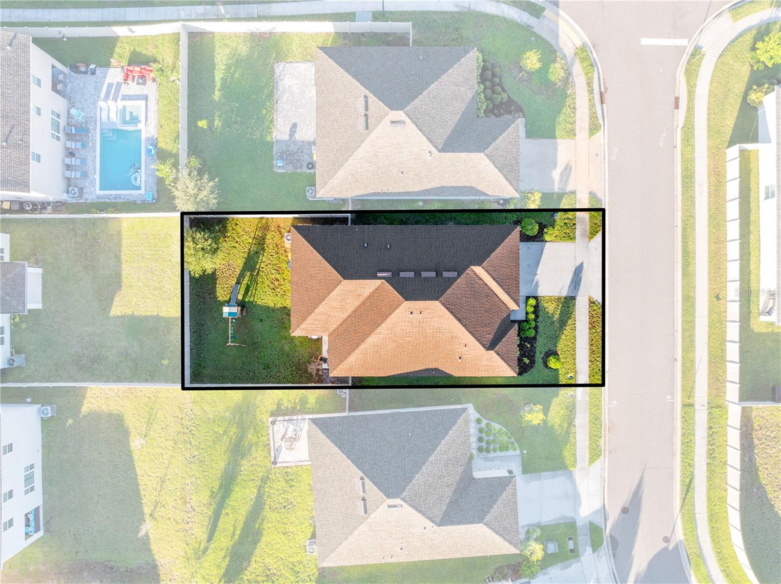 Image 33 of 47 For 608 Meadow Bend Drive