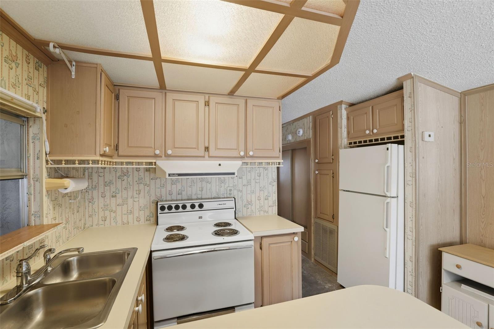 Image 14 of 32 For 3000 Clarcona Road 362