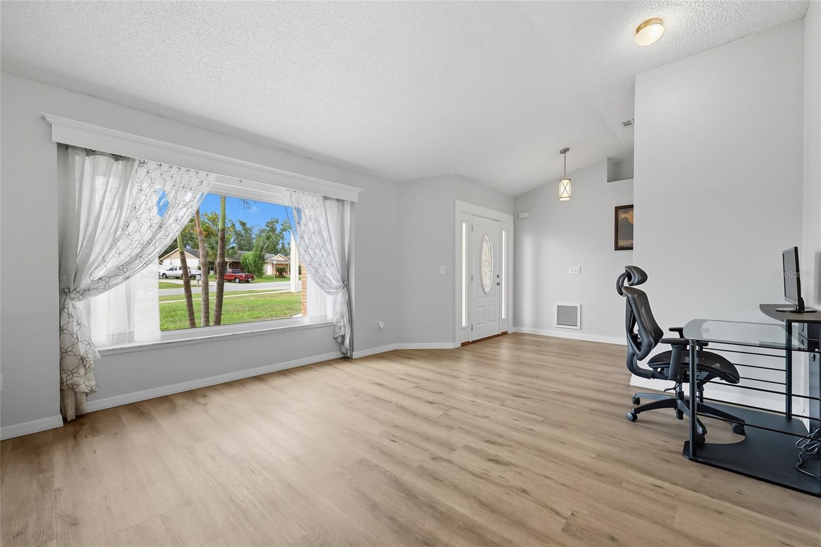 Image 10 of 40 For 2355 Fountain Road