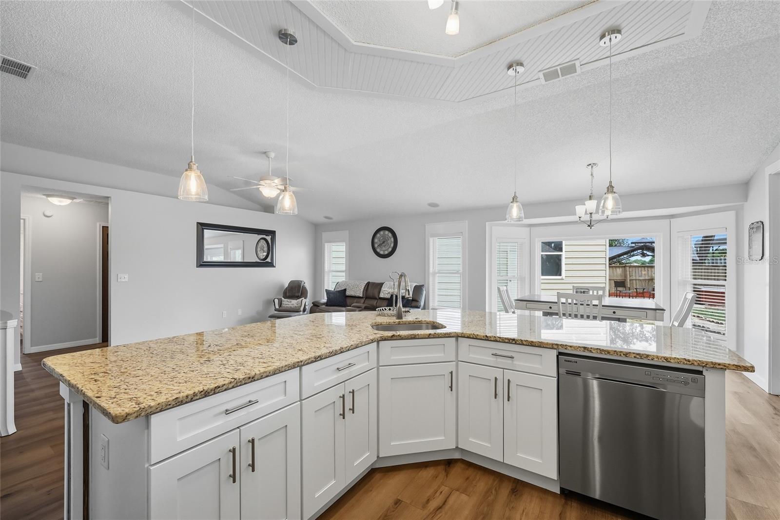 Image 16 of 40 For 2355 Fountain Road