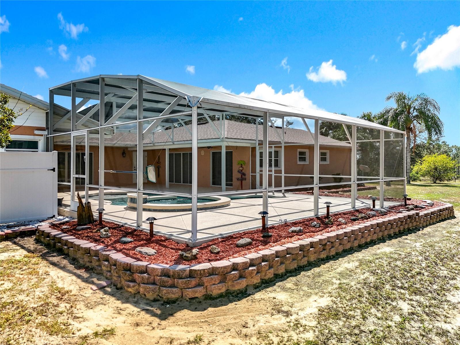 Image 81 of 100 For 527 Sunnyside Drive