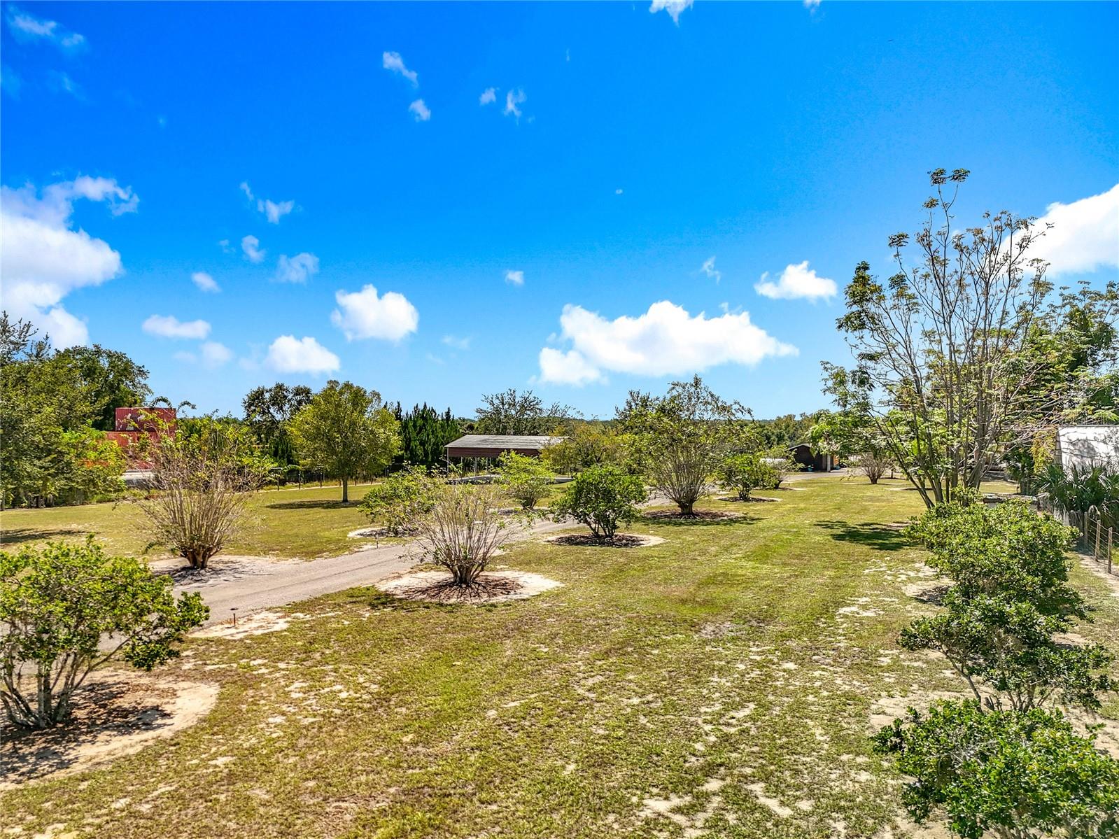 Image 92 of 100 For 527 Sunnyside Drive