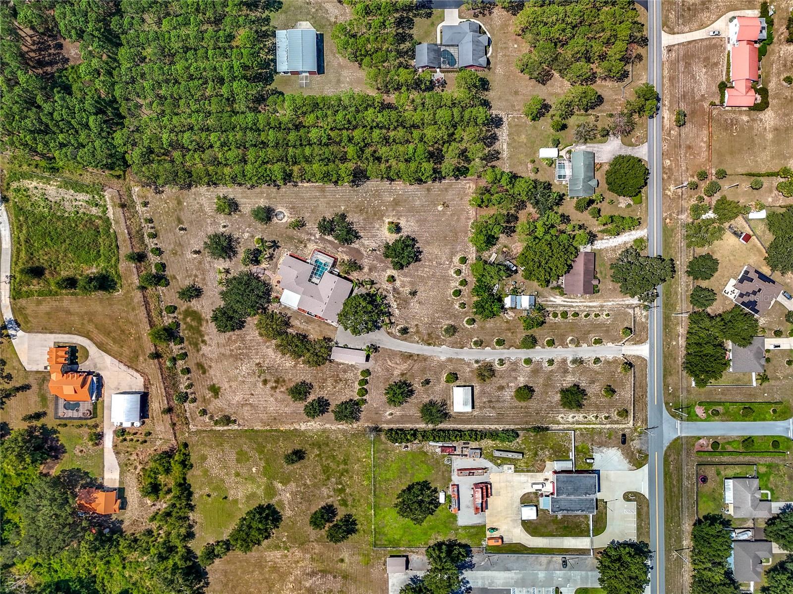 Image 97 of 100 For 527 Sunnyside Drive