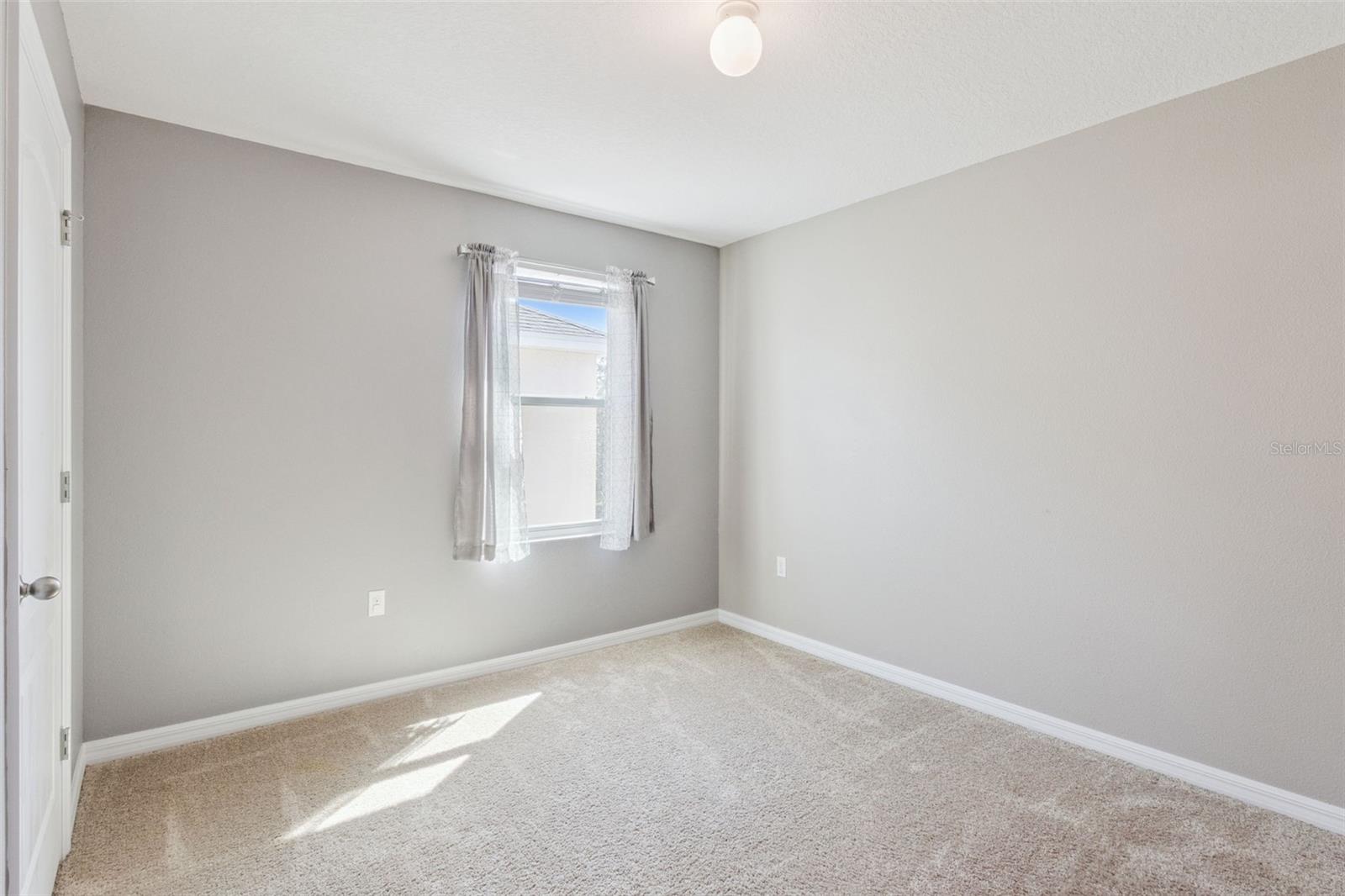 Image 20 of 43 For 10531 Whispering Hammock Drive