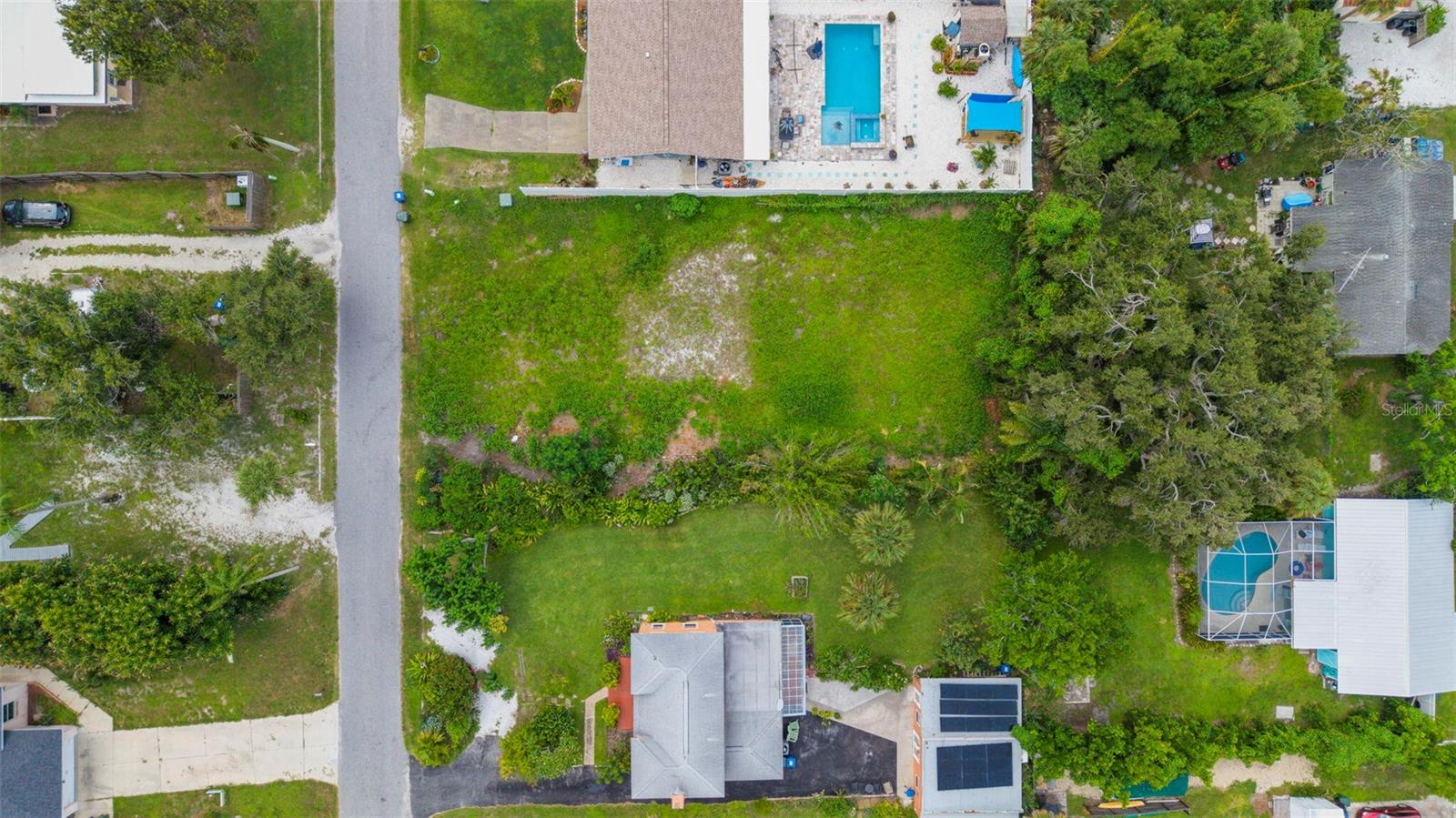 Image 6 of 12 For 216 Pavonia Road