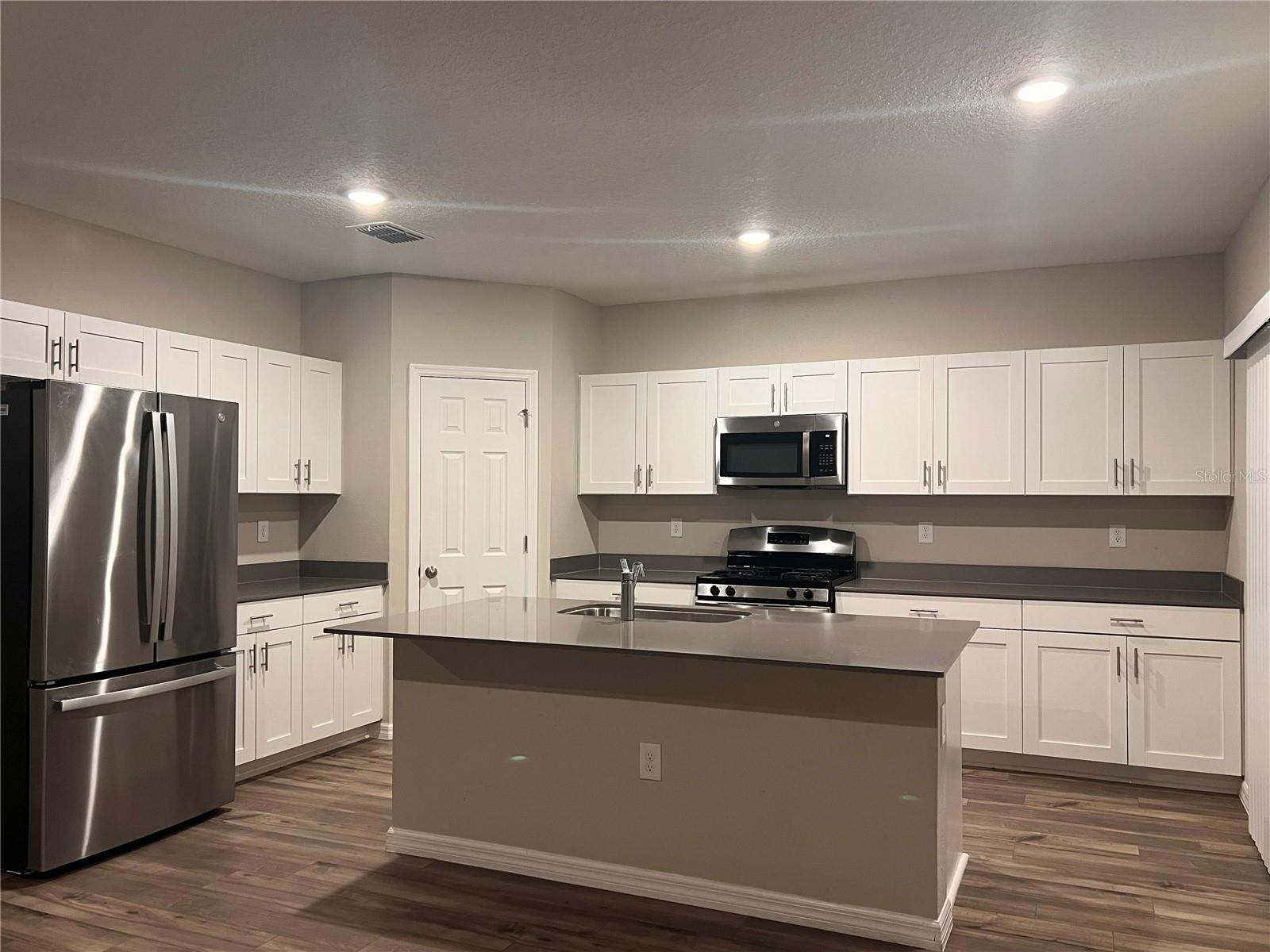 Image 16 of 24 For 7719 Depot Loop