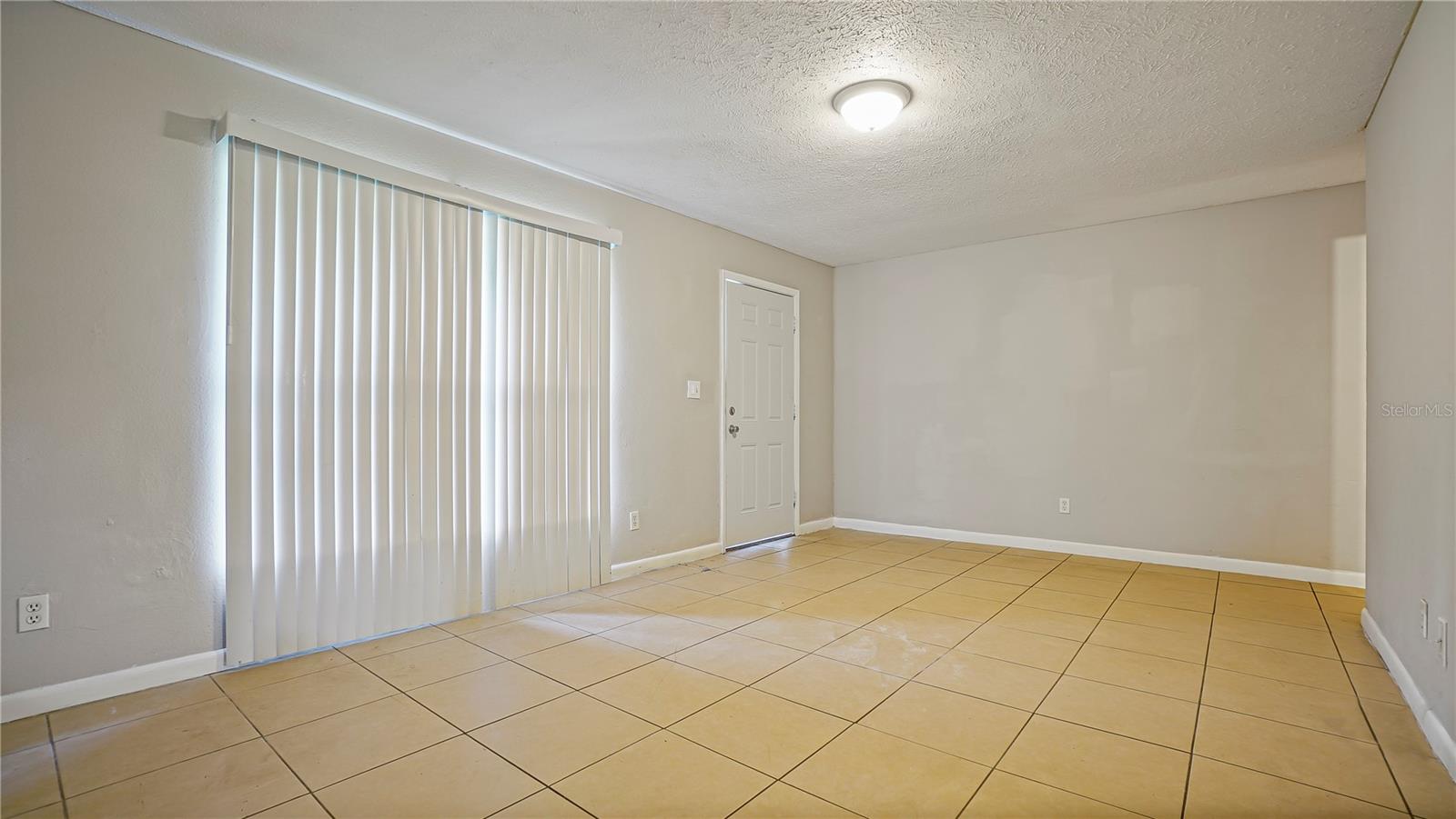 Image 9 of 17 For 6750 7th Street 1