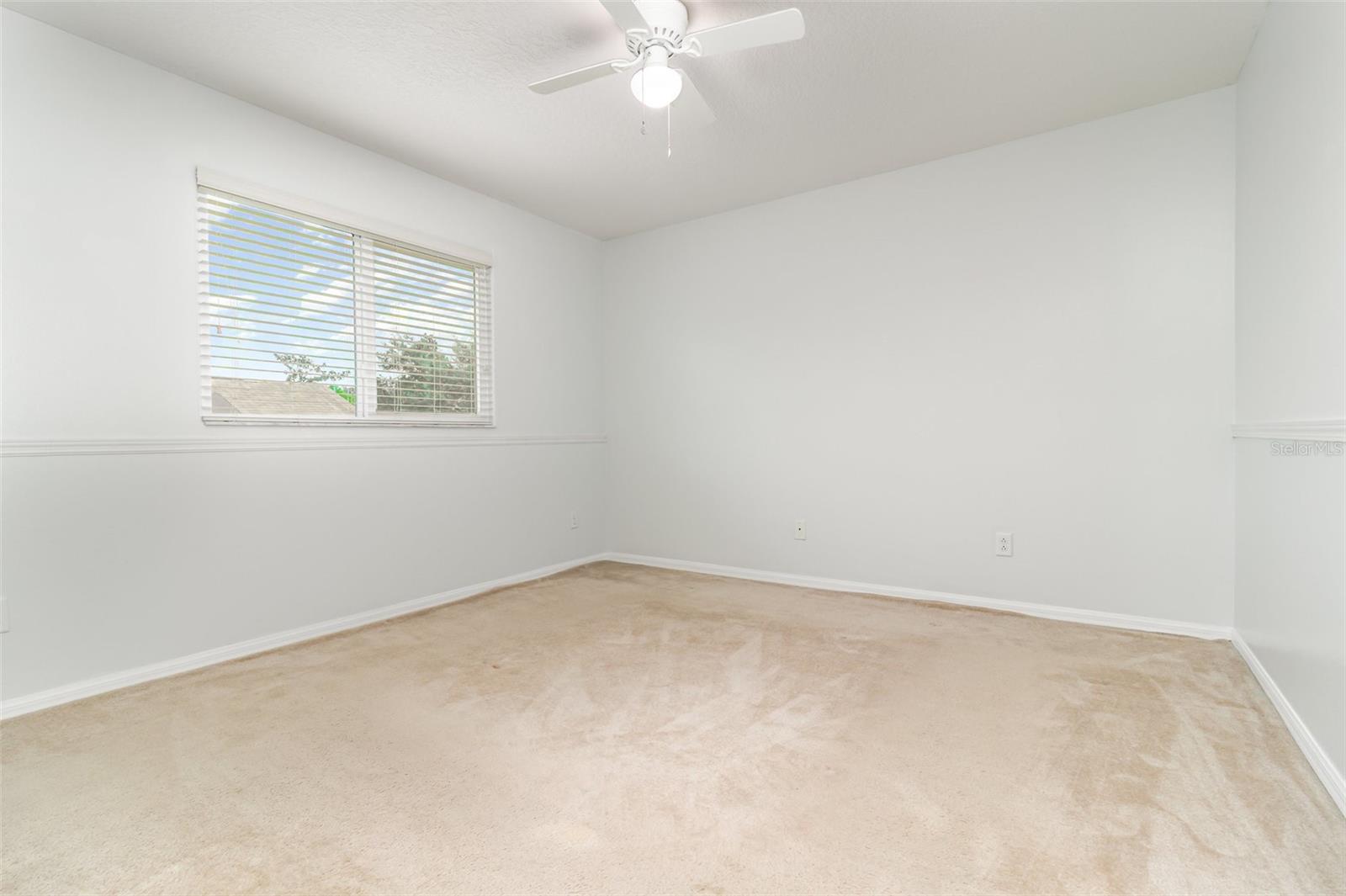 Image 22 of 35 For 10142 Silmarien Street