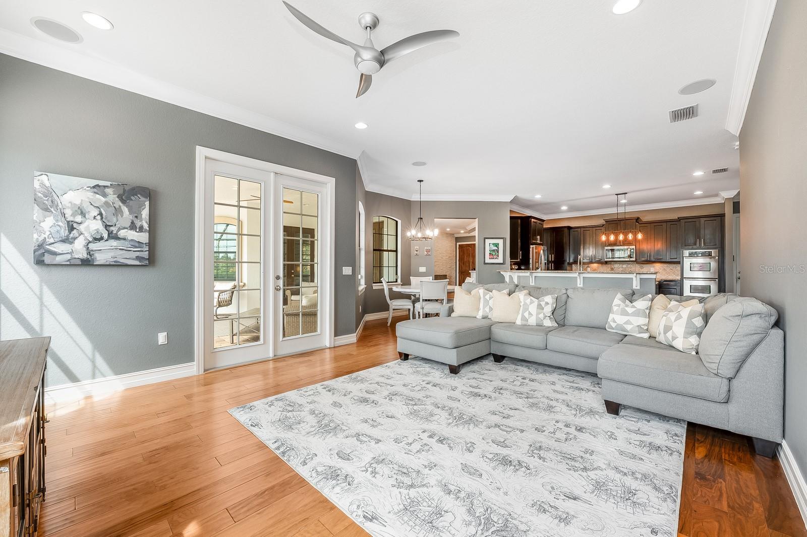 Image 12 of 45 For 9833 Hatton Circle