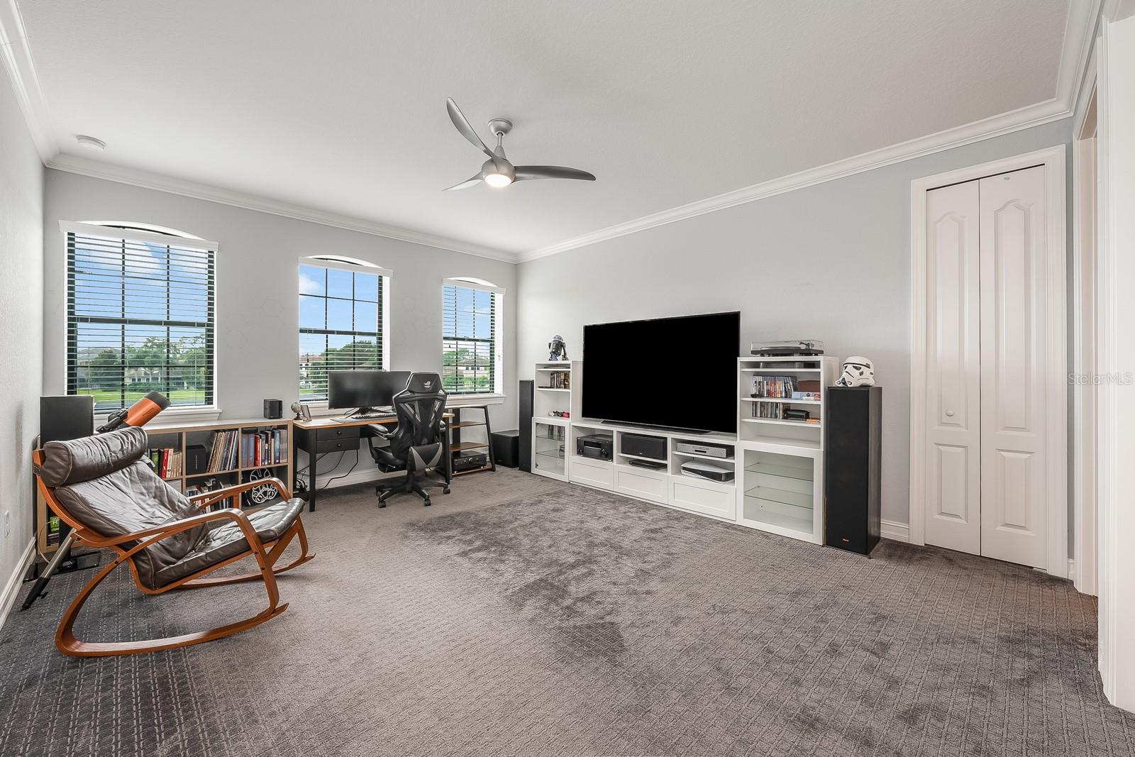 Image 20 of 45 For 9833 Hatton Circle
