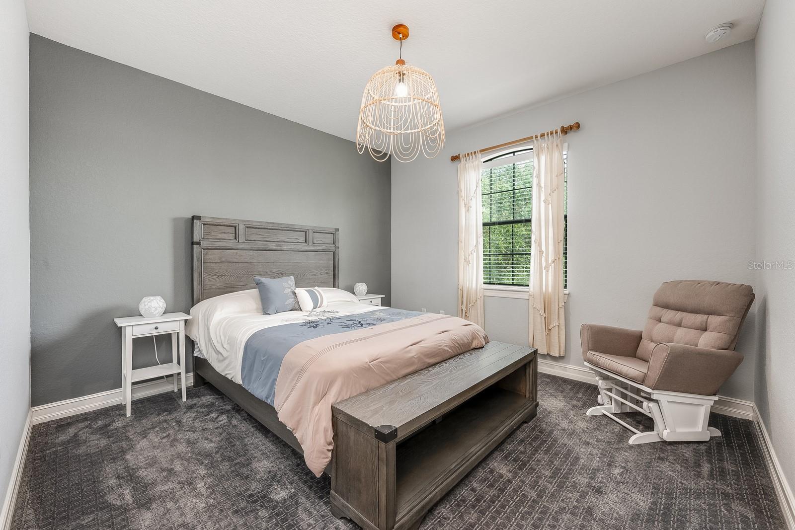 Image 22 of 45 For 9833 Hatton Circle