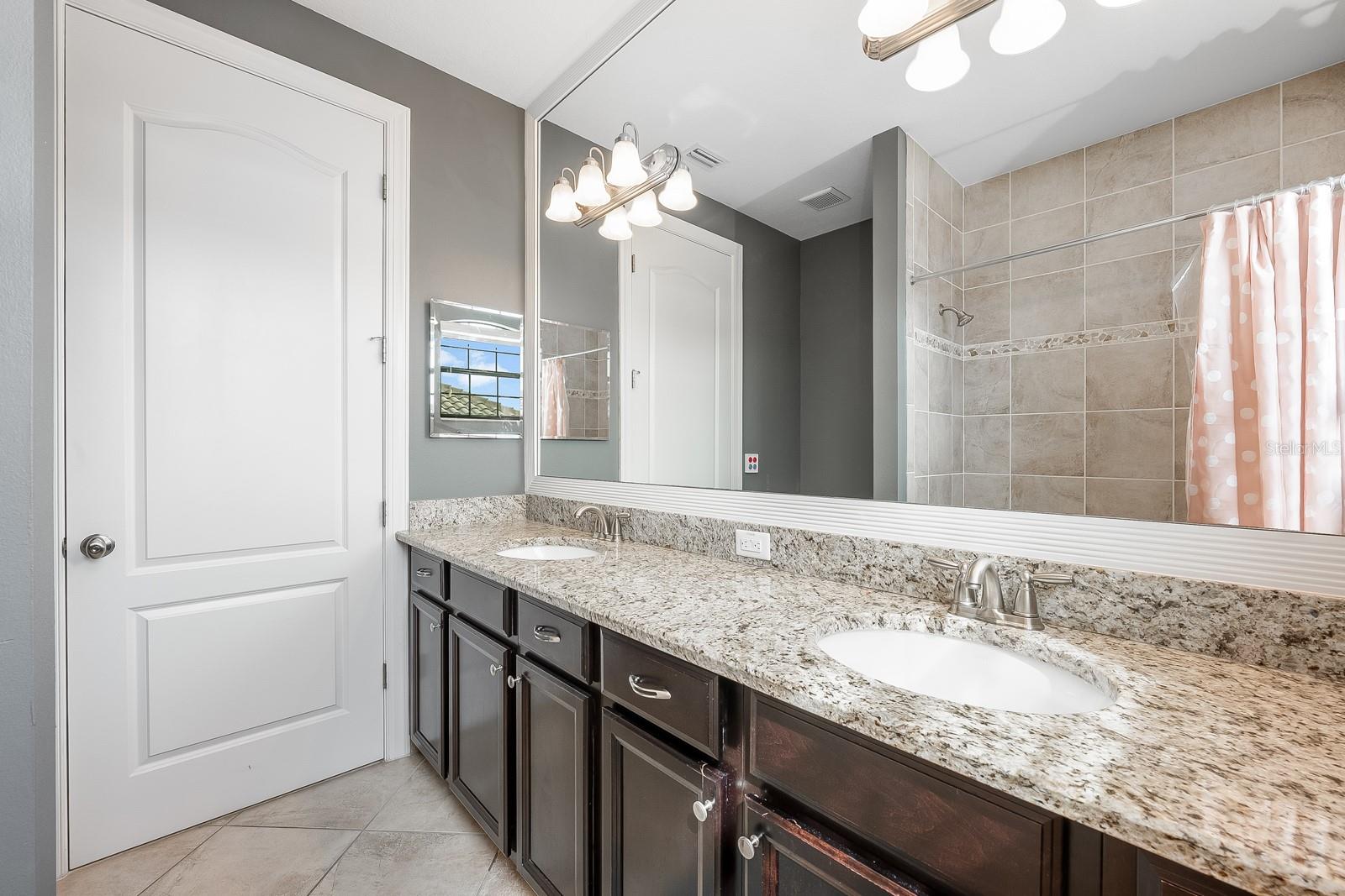 Image 25 of 45 For 9833 Hatton Circle