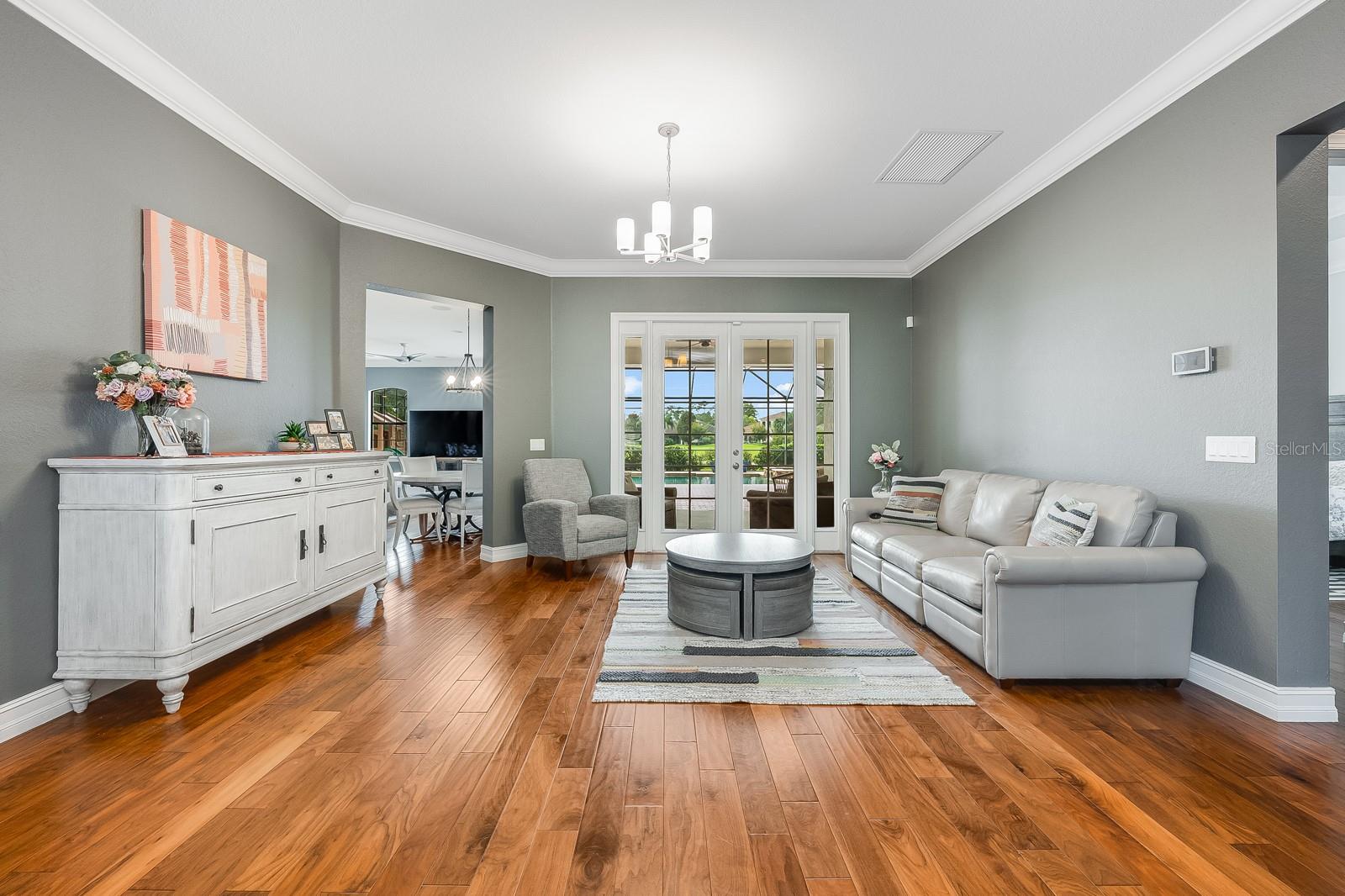 Image 8 of 45 For 9833 Hatton Circle