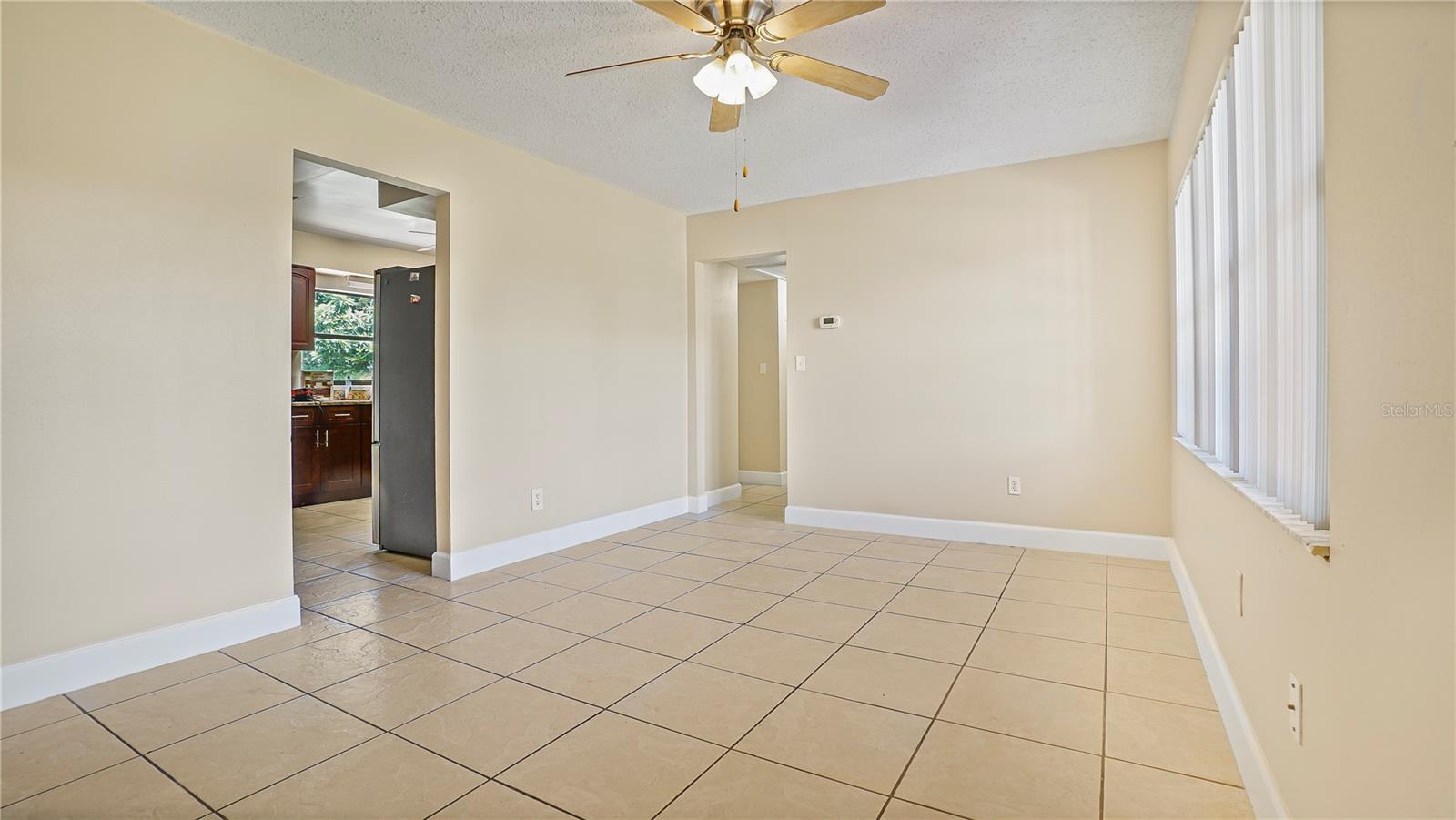 Image 6 of 32 For 5717 Lawndale Road