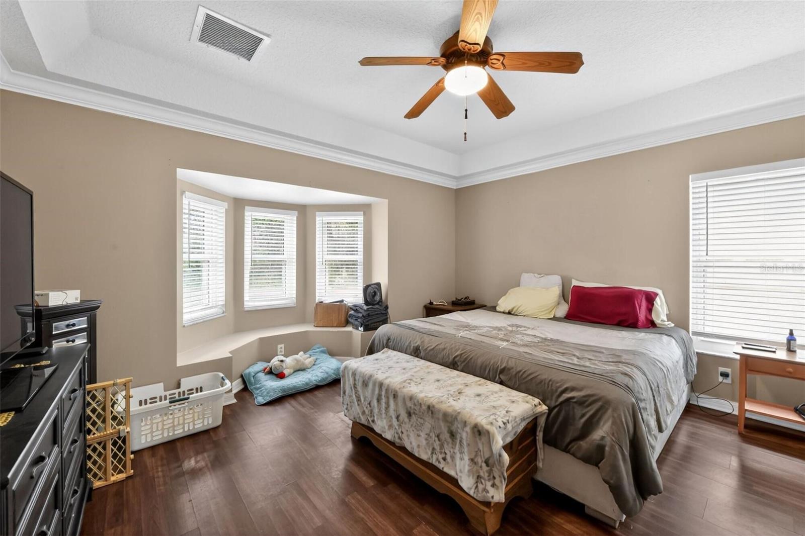 Image 15 of 31 For 4107 34th Street E