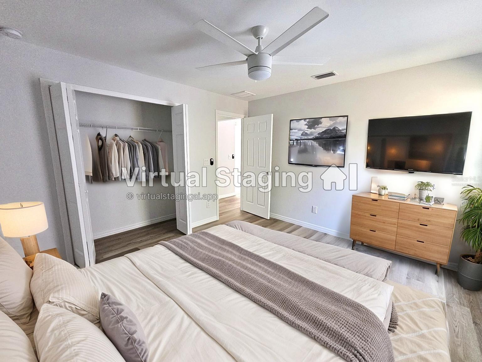 Image 13 of 22 For 22499 Bradford Avenue