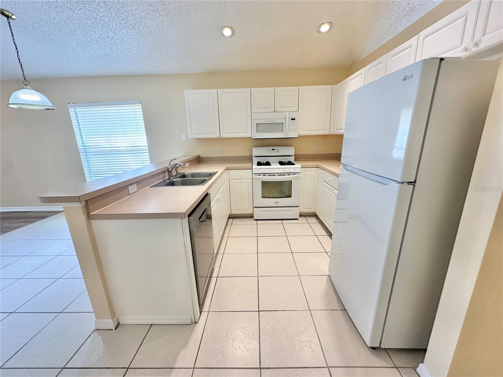 Image 10 of 36 For 4287 Shadow Creek Circle