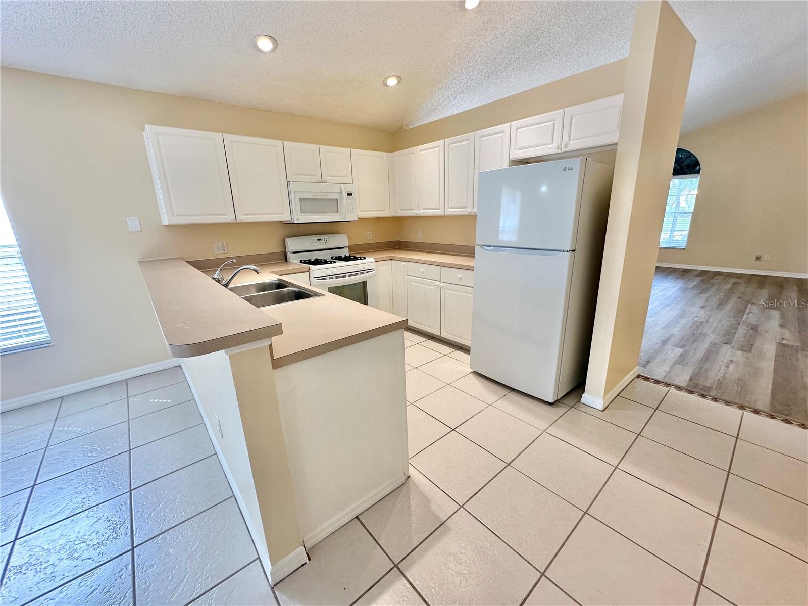 Image 11 of 36 For 4287 Shadow Creek Circle