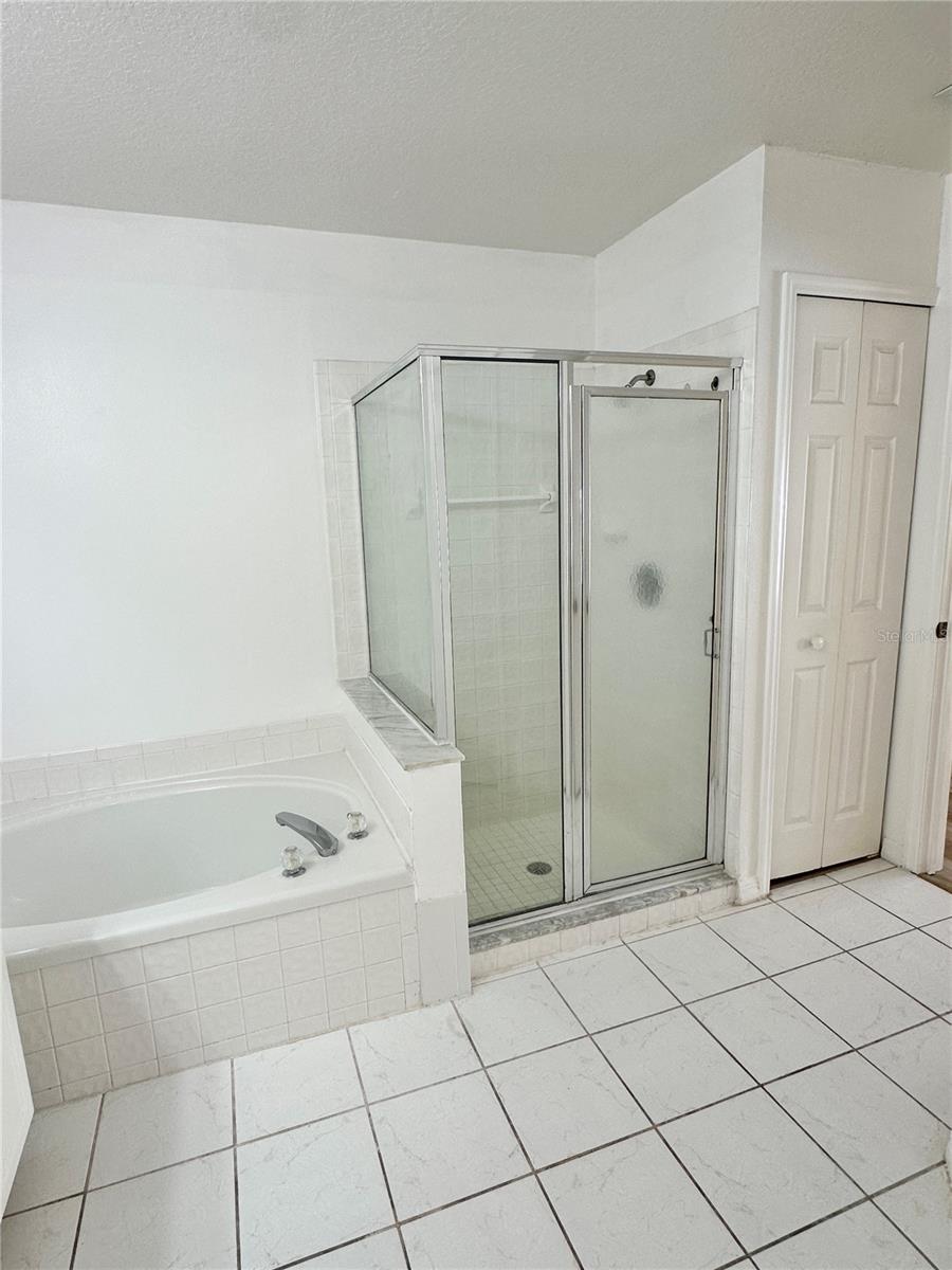 Image 22 of 36 For 4287 Shadow Creek Circle
