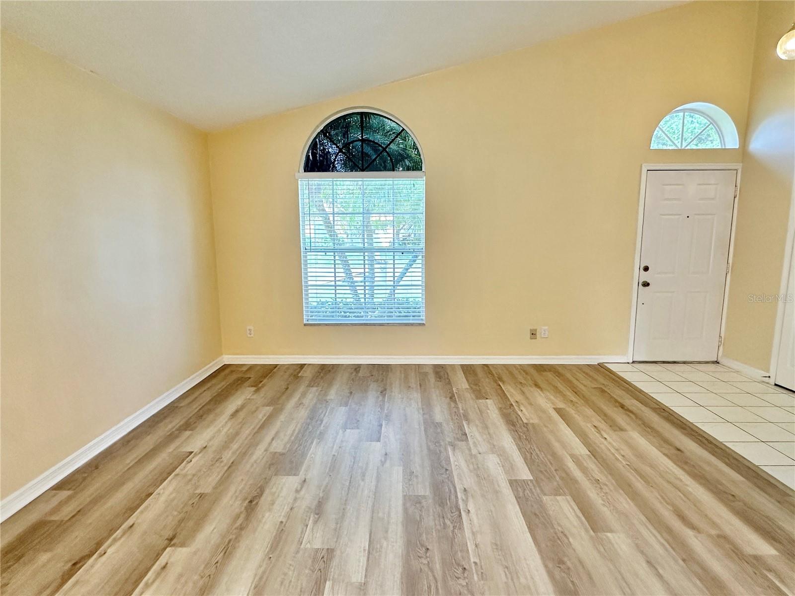 Image 7 of 36 For 4287 Shadow Creek Circle