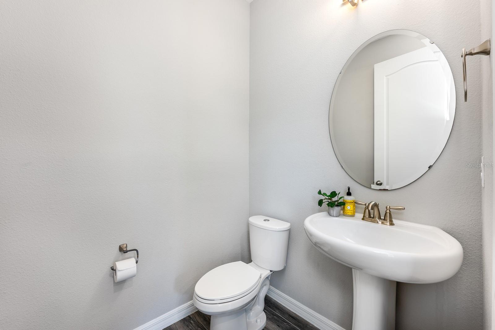 Image 22 of 47 For 8282 Nemours Parkway