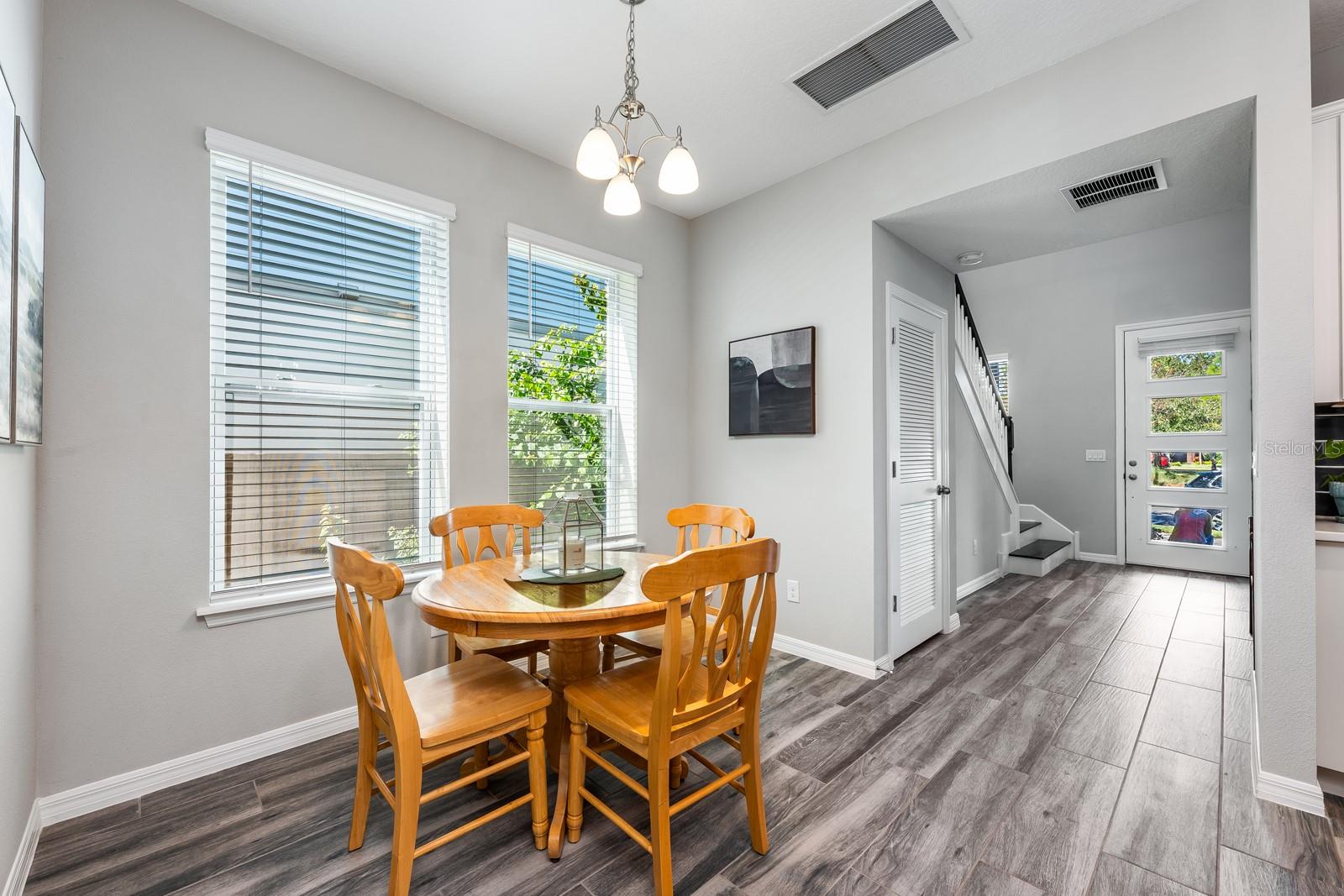 Image 5 of 47 For 8282 Nemours Parkway