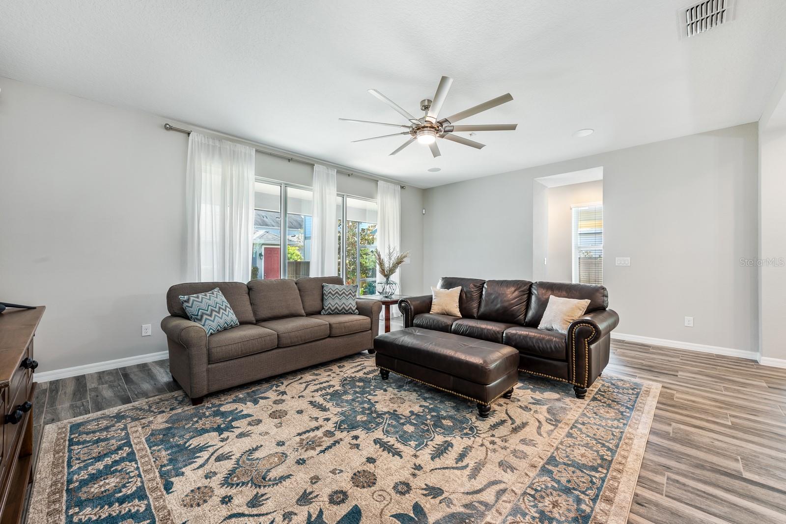 Image 9 of 47 For 8282 Nemours Parkway