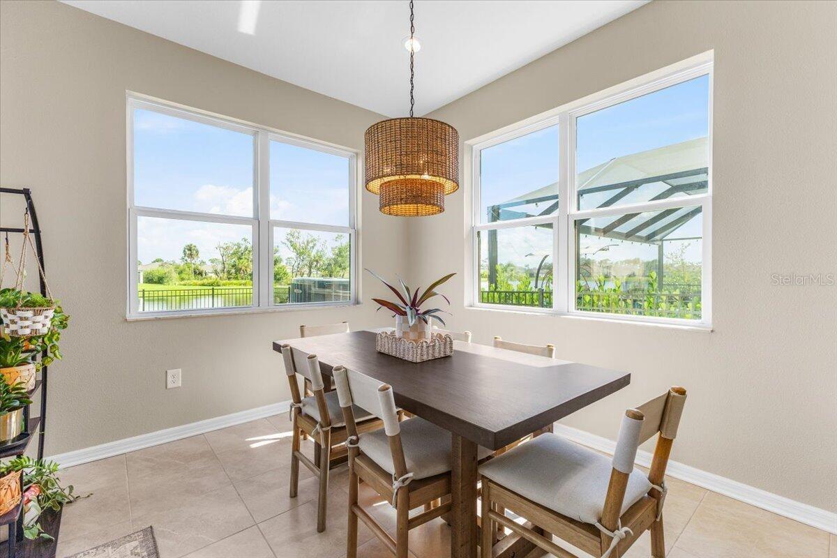 Image 18 of 60 For 11830 Armada Way