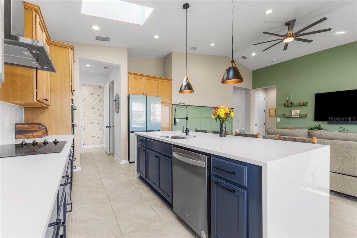 Image 4 of 60 For 11830 Armada Way