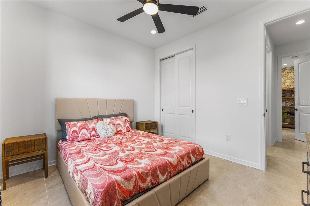 Image 41 of 60 For 11830 Armada Way