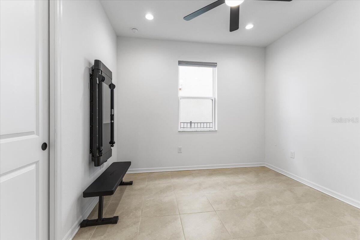 Image 45 of 60 For 11830 Armada Way