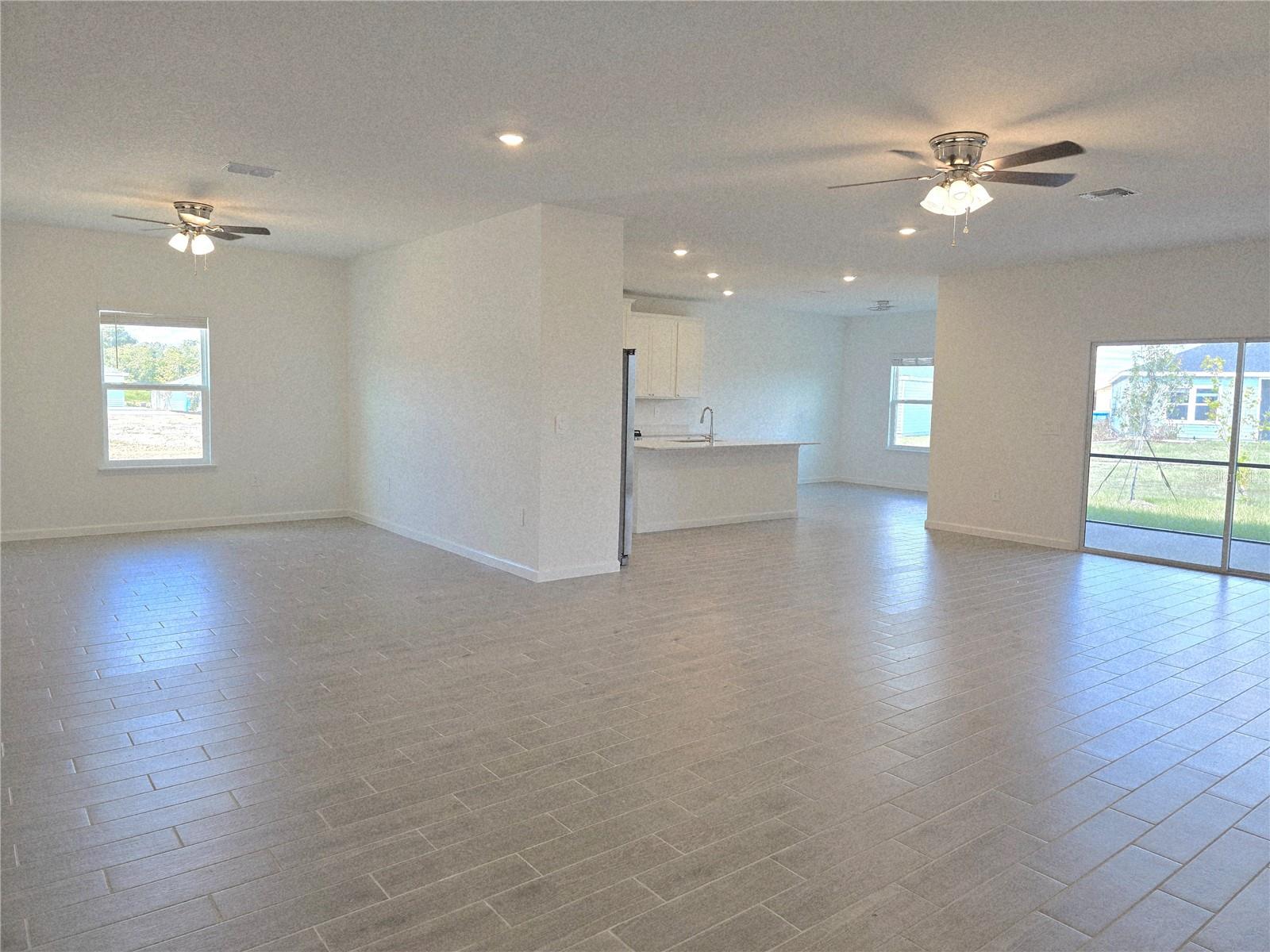 Image 26 of 61 For 13844 Convergence Boulevard