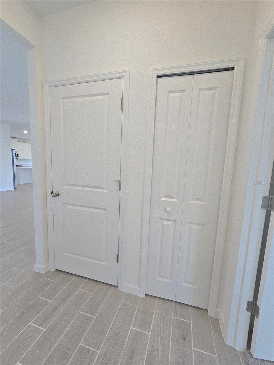 Image 36 of 61 For 13844 Convergence Boulevard