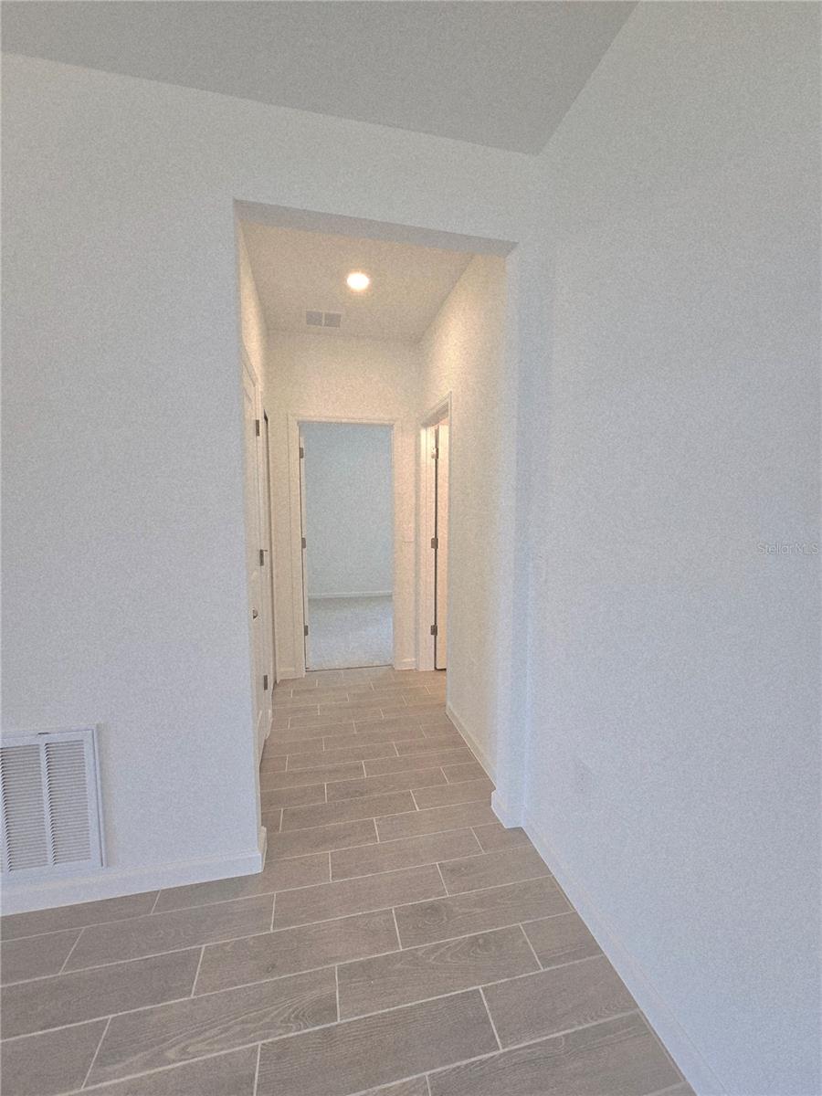 Image 37 of 61 For 13844 Convergence Boulevard