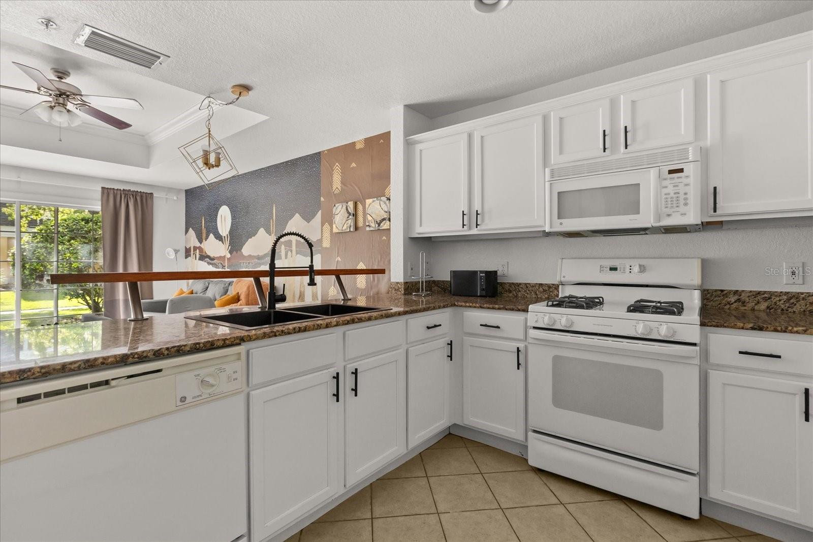 Image 8 of 22 For 1310 Seven Eagles Court 102