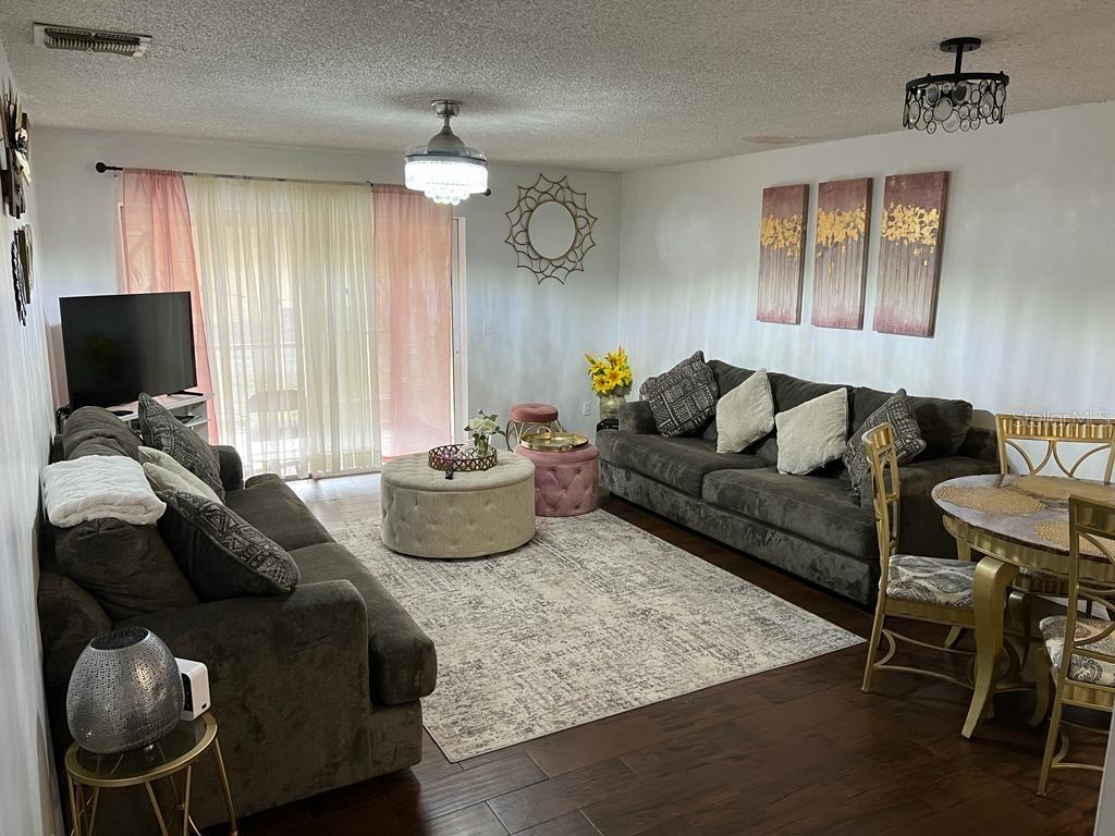 Image 9 of 11 For 7065 Balboa Drive 7065