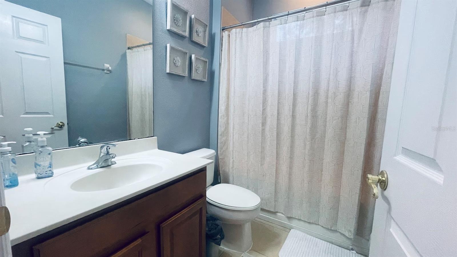 Image 6 of 36 For 8808 Abbey Leaf Lane