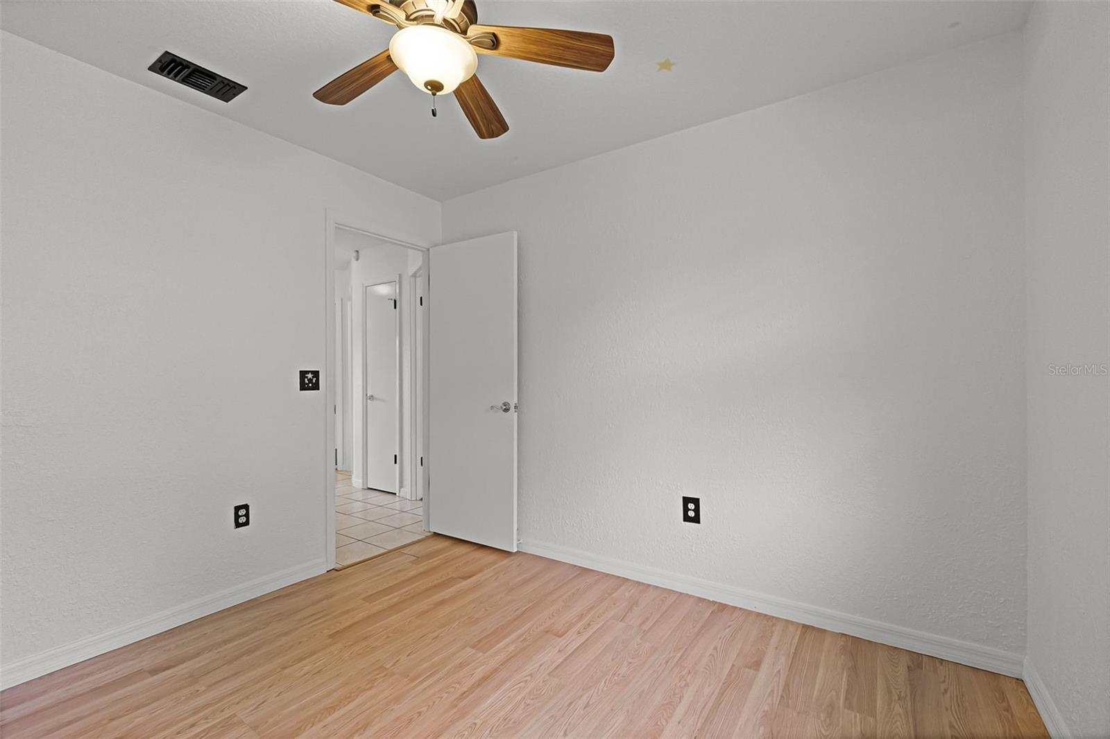 Image 18 of 24 For 1144 Monroe Avenue