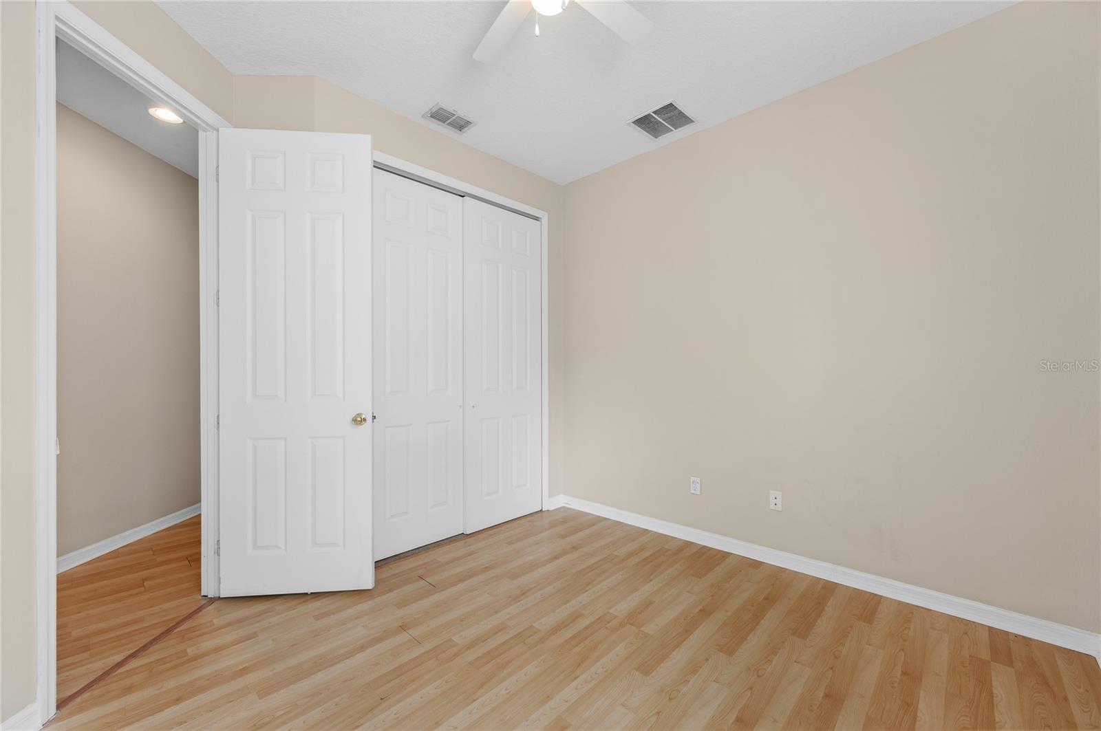 Image 20 of 45 For 14330 Fieldstone Lake Way