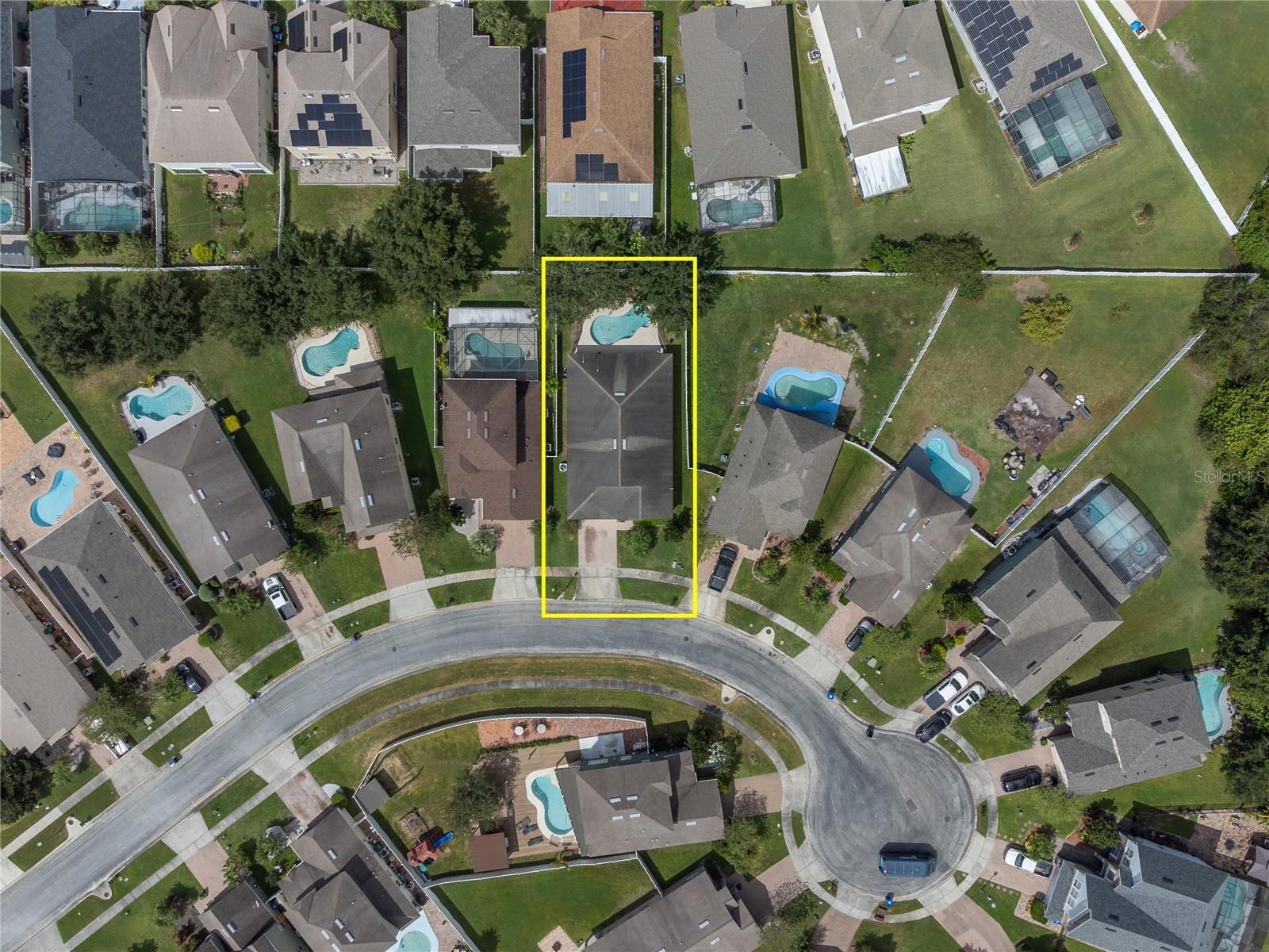 Image 36 of 45 For 14330 Fieldstone Lake Way