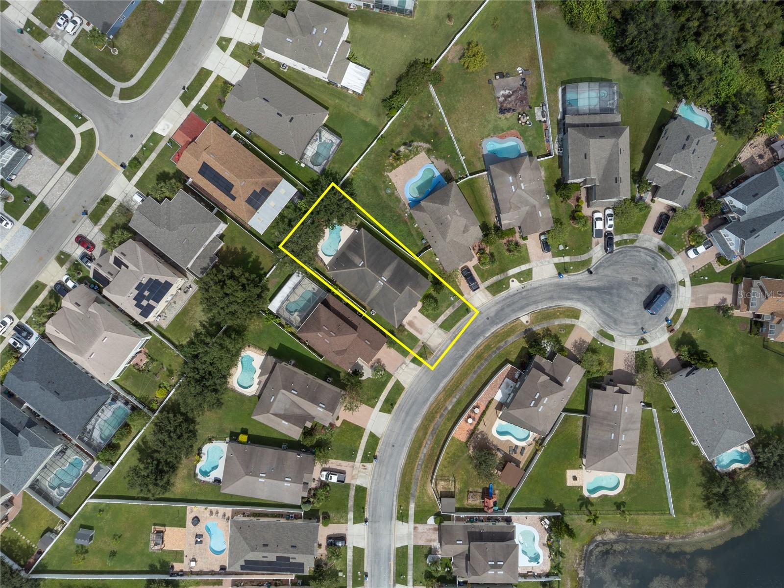 Image 40 of 45 For 14330 Fieldstone Lake Way