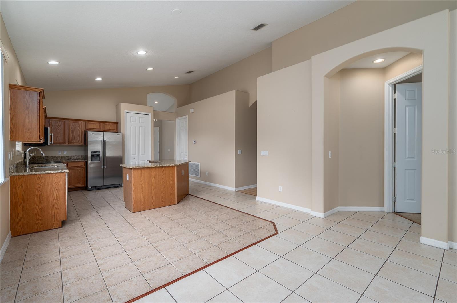 Image 7 of 45 For 14330 Fieldstone Lake Way