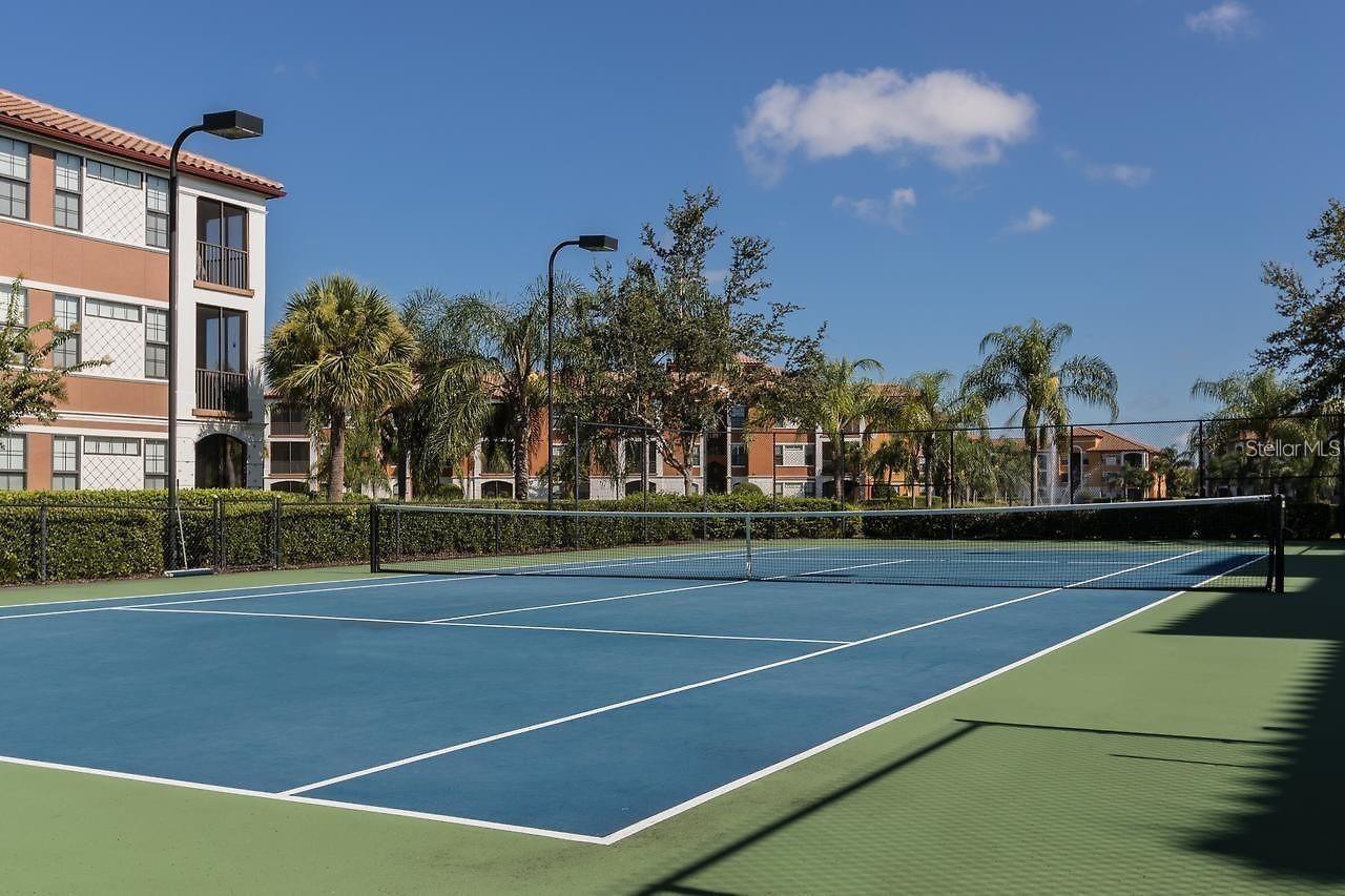 Image 18 of 19 For 6171 Metrowest Boulevard 306