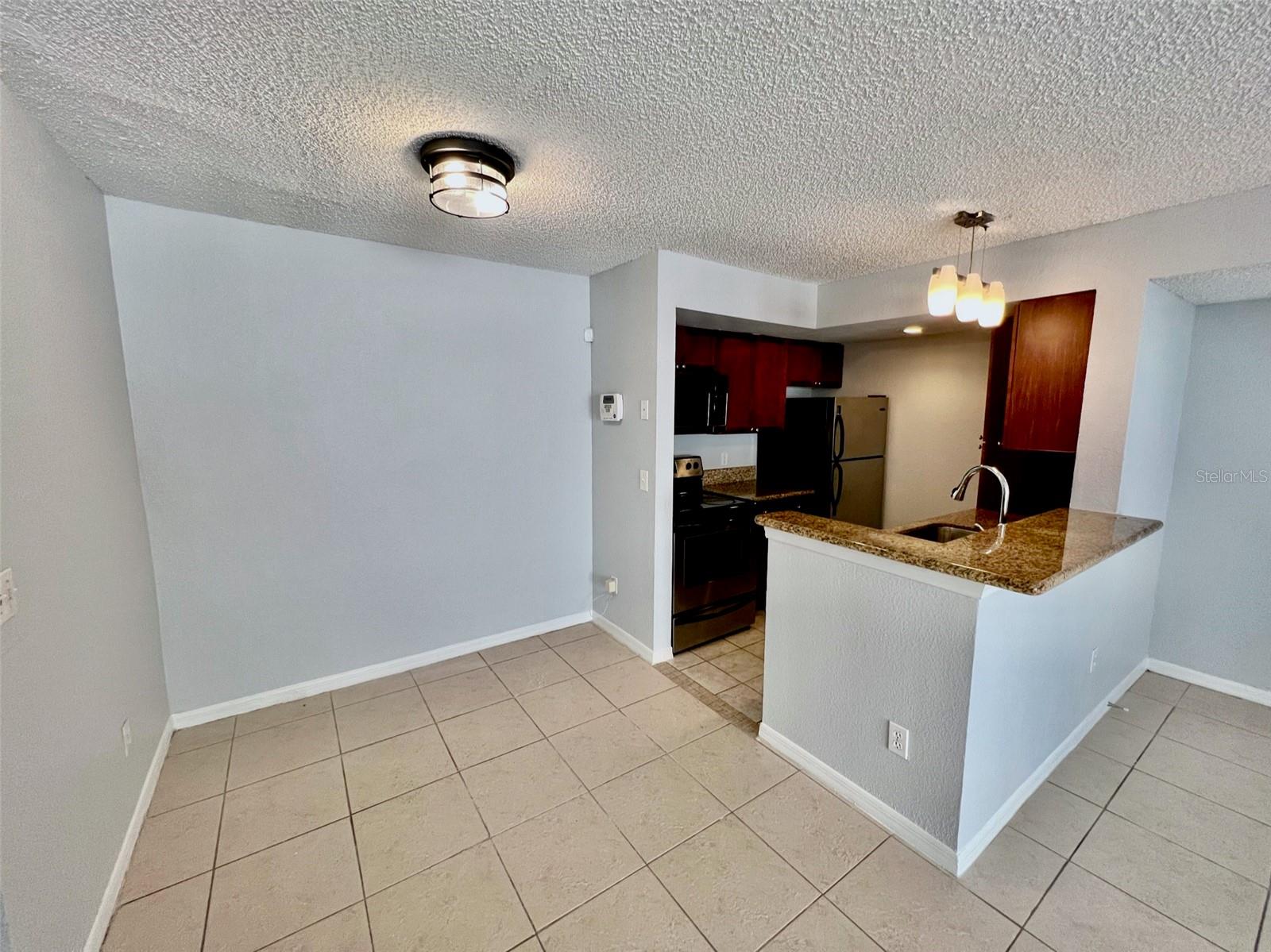Image 5 of 24 For 5164 Conroy Road 1517