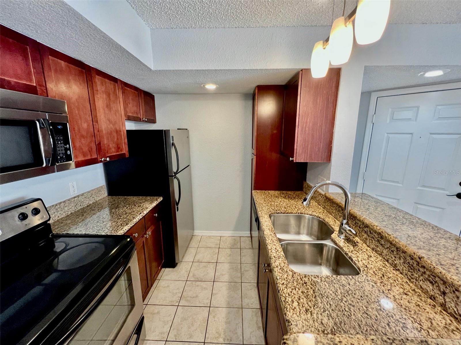 Image 6 of 24 For 5164 Conroy Road 1517