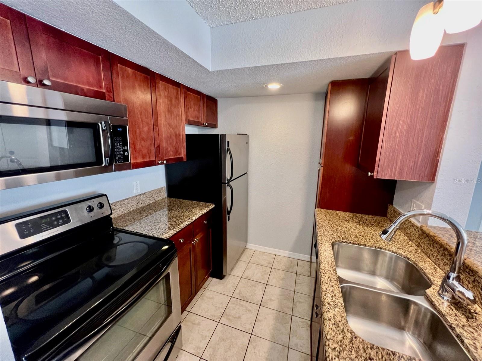 Image 7 of 24 For 5164 Conroy Road 1517